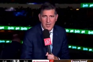 独行侠解说曾怒喷哈登：到哪都怪大环境不好，你就是问题本身！